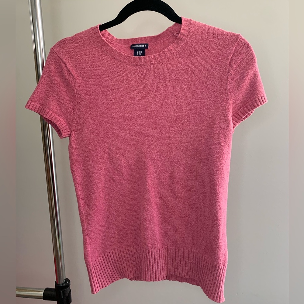 GAP Short Sleeve Pink sweater